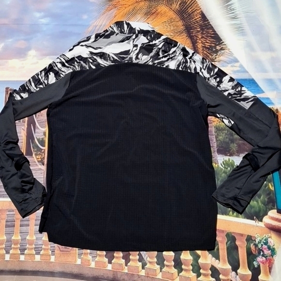 Nike Trail Running Shirt Size Medium NWT - Picture 8 of 10